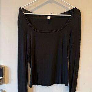 Black Long Sleeve Top